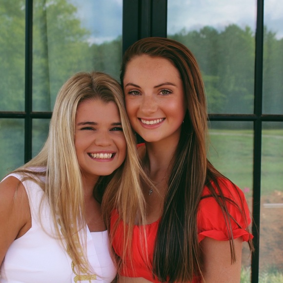 Meet your Posher, Taylor - Picture 1 of 1